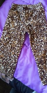 3T girls Leopard print Arizona sweatpants